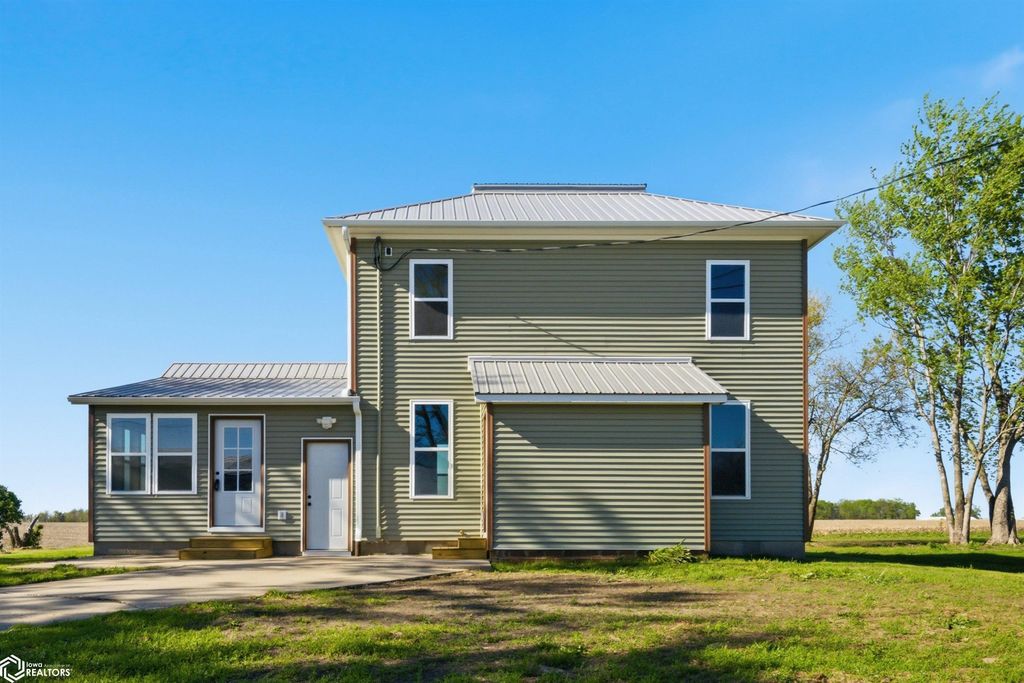 Photo of 1088 Lexington Ave. Ave, Winfield, IA 52659 (MLS # 6337660)