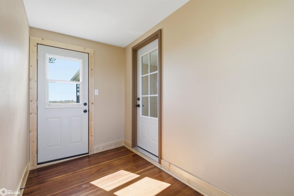 Photo of 1088 Lexington Ave. Ave, Winfield, IA 52659 (MLS # 6337660)