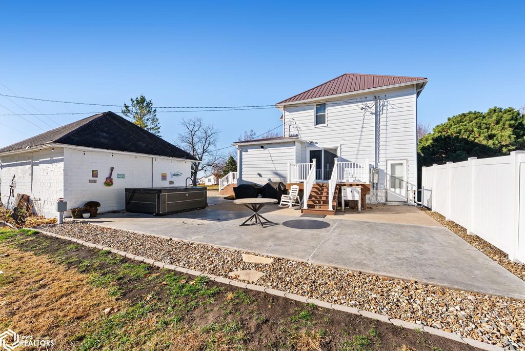 Photo of 208 S Main Street, Olds, IA 52647 (MLS # 6333945)