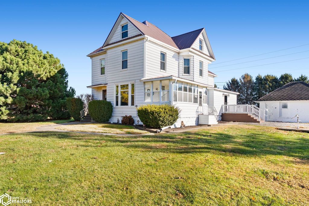 Photo of 208 S Main Street, Olds, IA 52647 (MLS # 6333945)