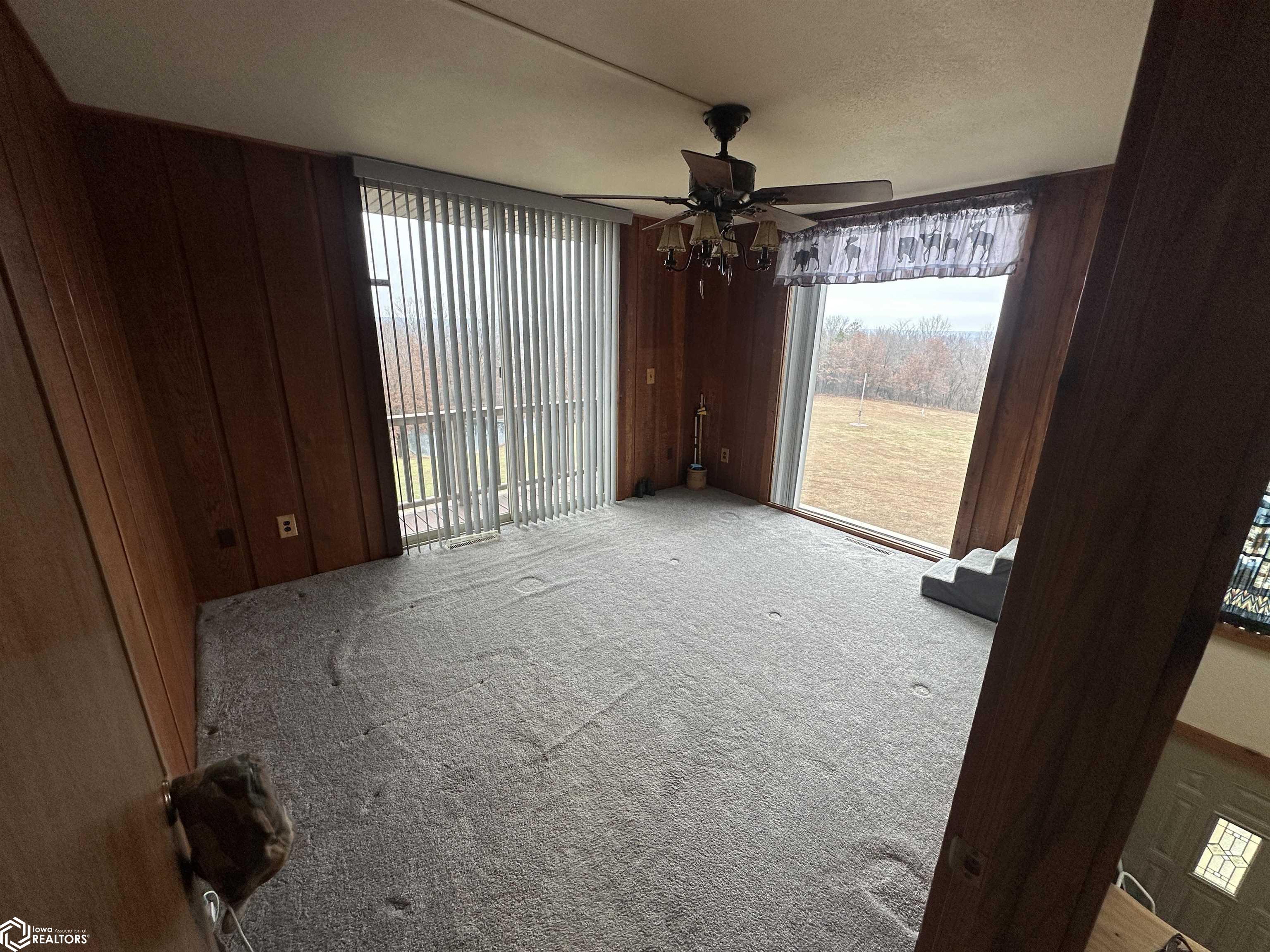 19297 Route J40 Route