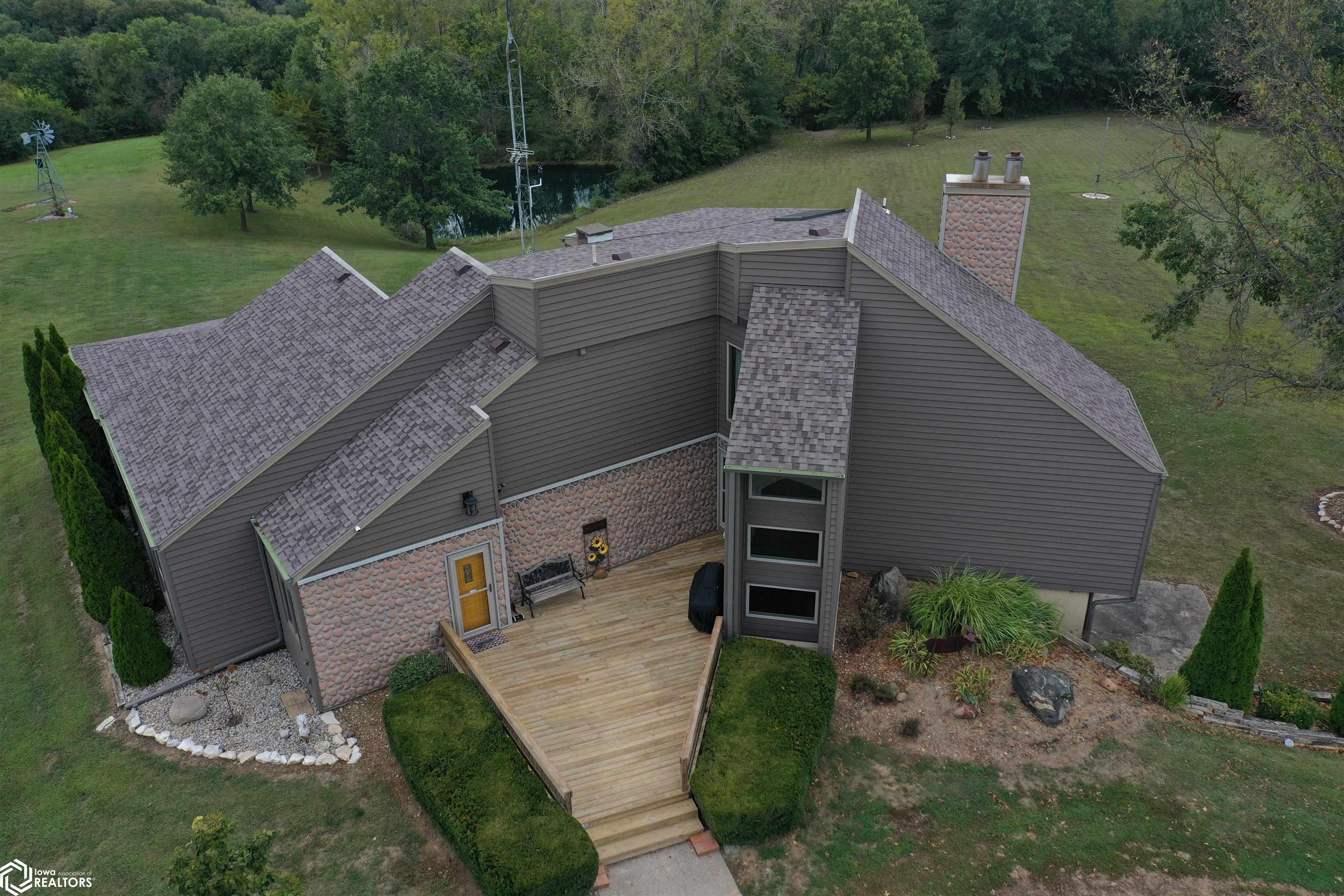 19297 Route J40 Route