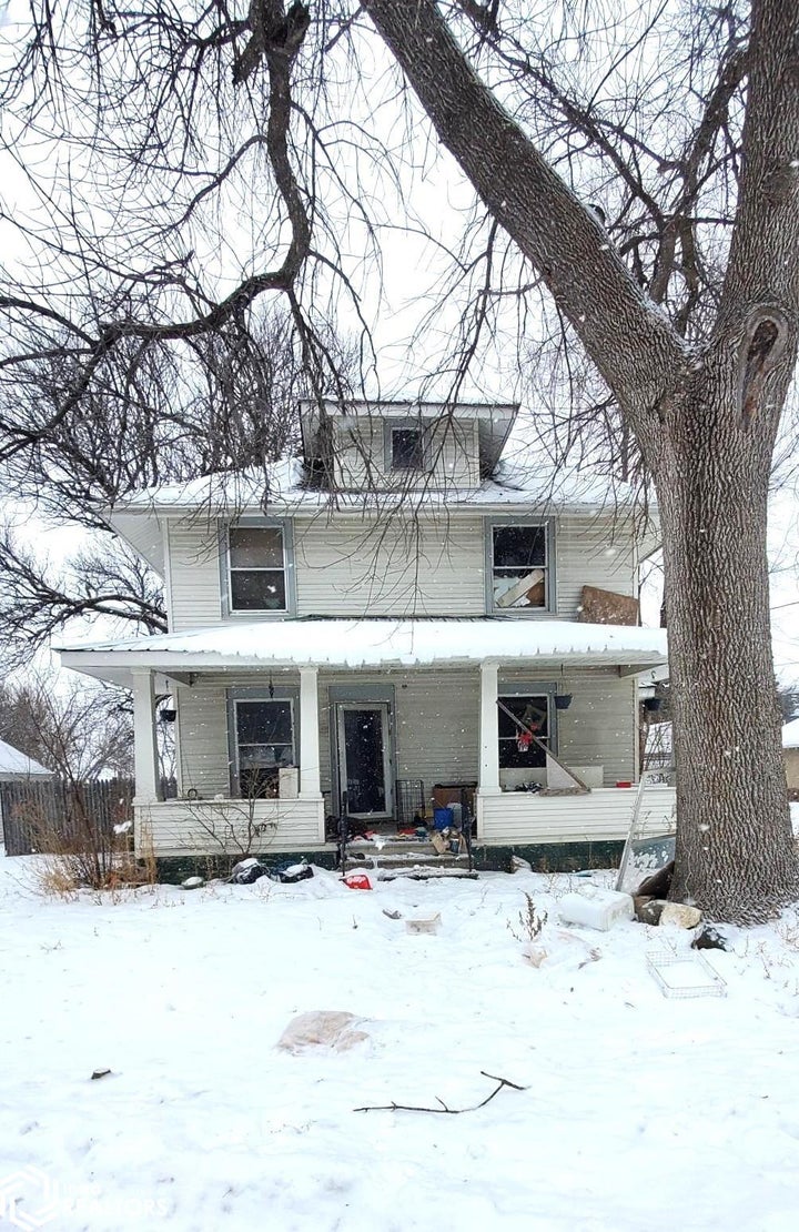Photo 1 of 9 — 103 W 4Th Street, Bode, IA 50519