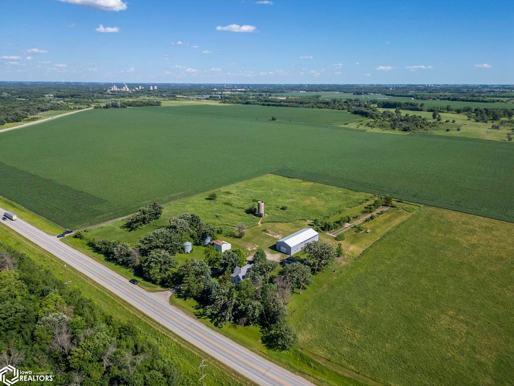 Photo of 13187 300th Street, Mason City, IA 50401 (MLS # 6339361)