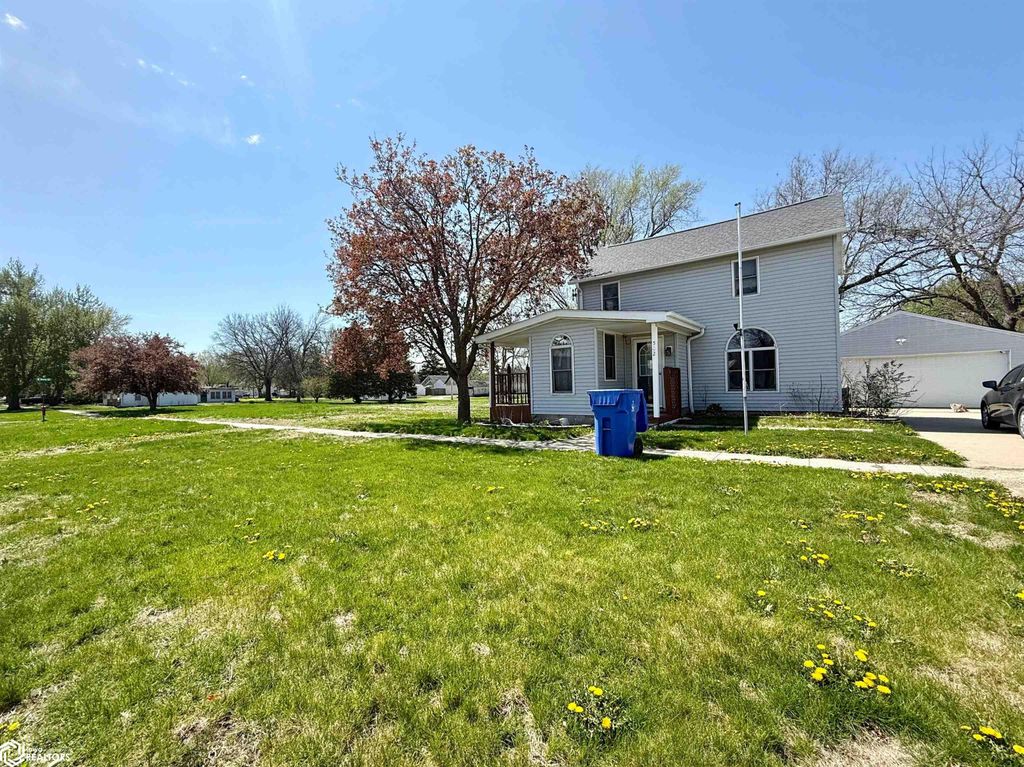 Photo of 502 N Oak Street, Jefferson, IA 50129 (MLS # 6337707)