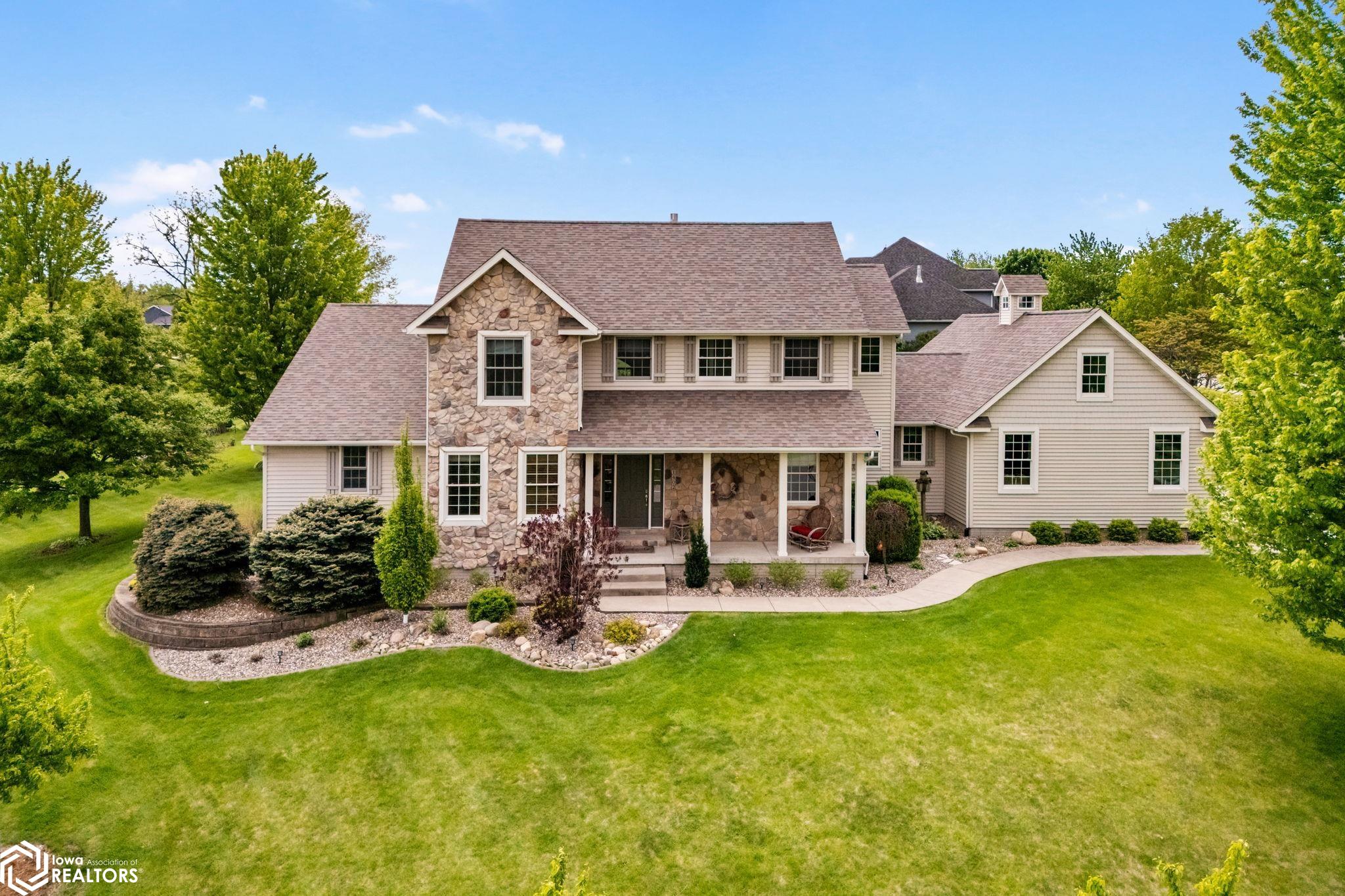 1402 Ridgeview Court