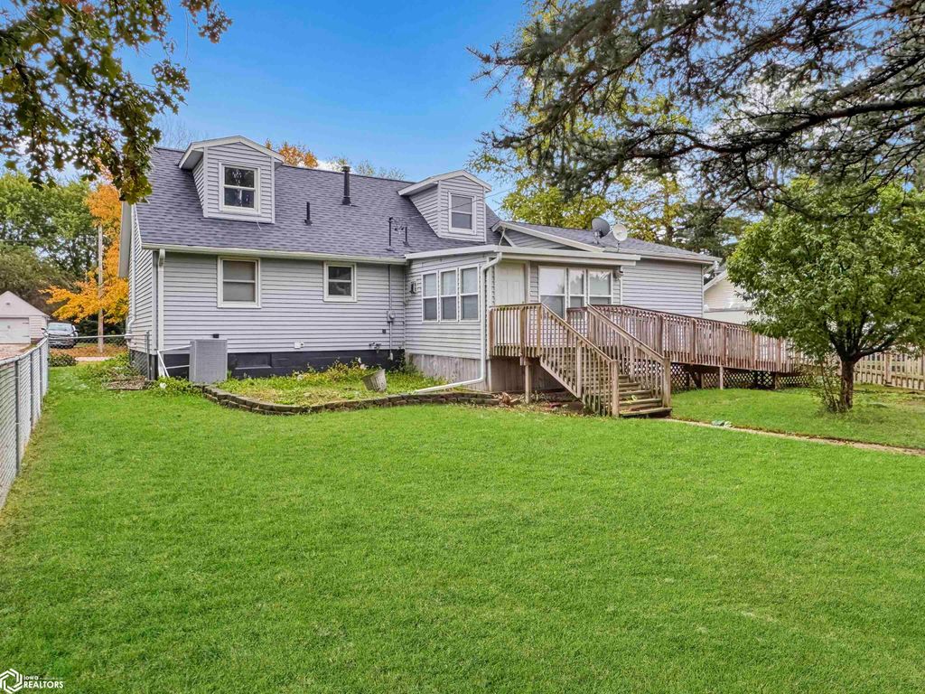 Photo of 103 Pershing Avenue, Lincoln, IA 50652 (MLS # 6336303)