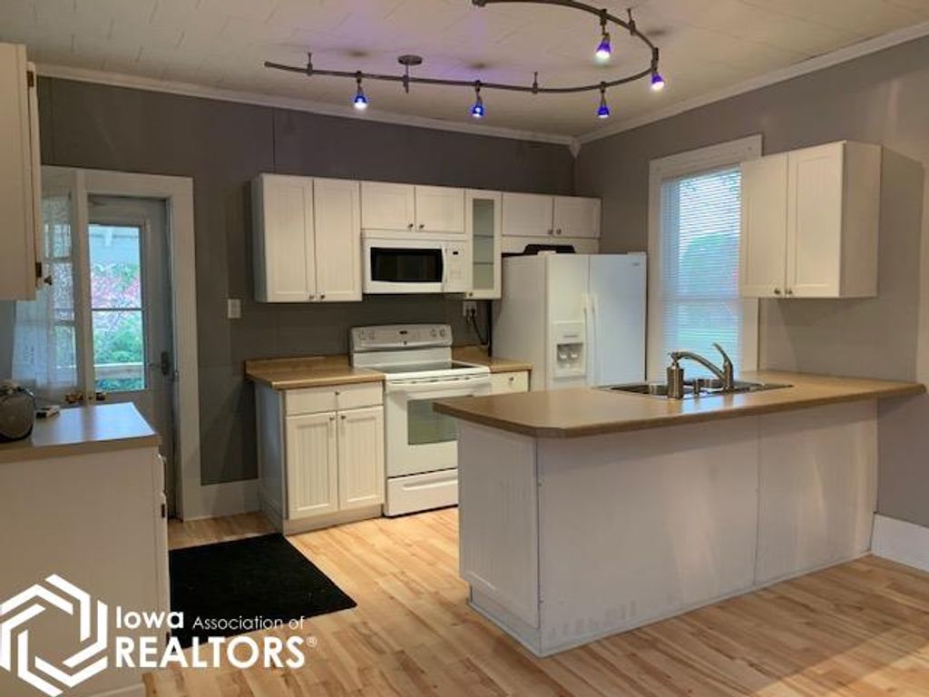 Photo of 408 E Front Street, Wayland, IA 52654 (MLS # 6333394)