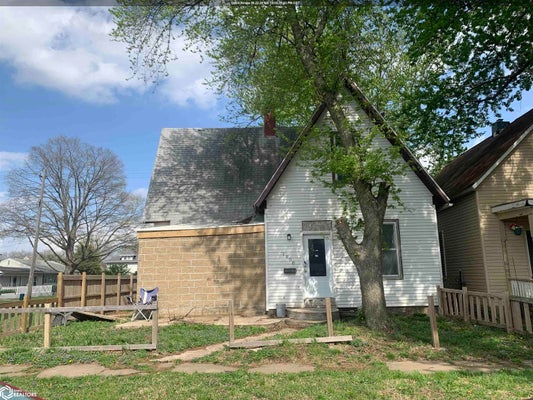 1000 S 10TH ST, BURLINGTON, IA 52601 - Image 8e14d3a8a6eca0c05f1f6a7b0585bc30/2949617608