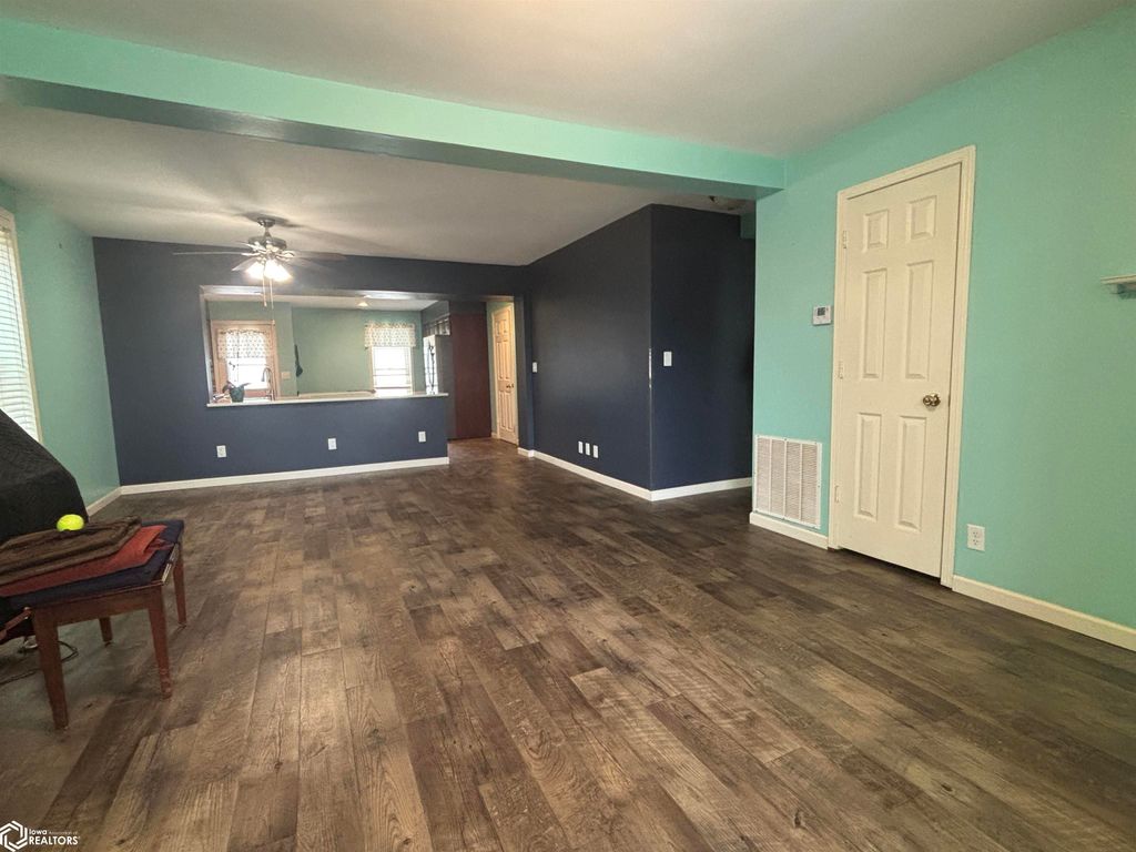 Photo of 1117 Avenue D, Fort Madison, IA 52627 (MLS # 6336308)