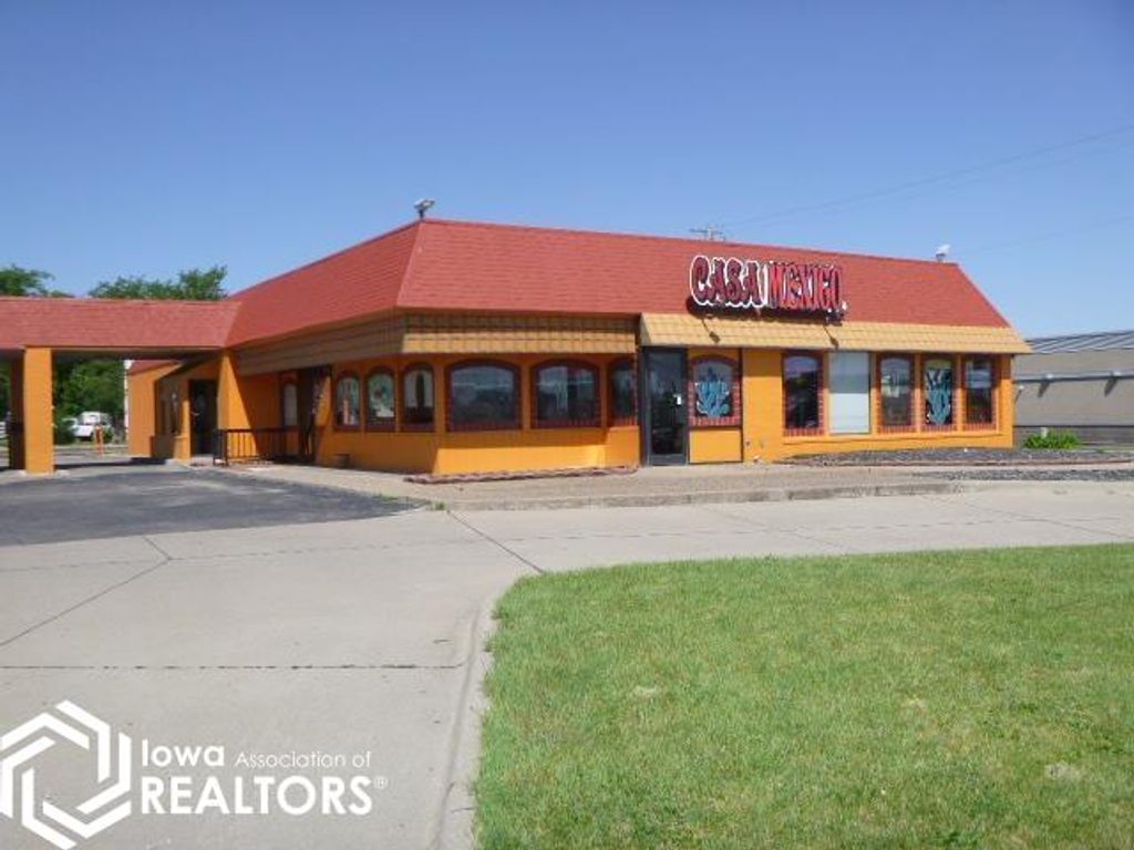 Photo of 2806 Mount Pleasant Street, Burlington, IA 52601 (MLS # 6317822)