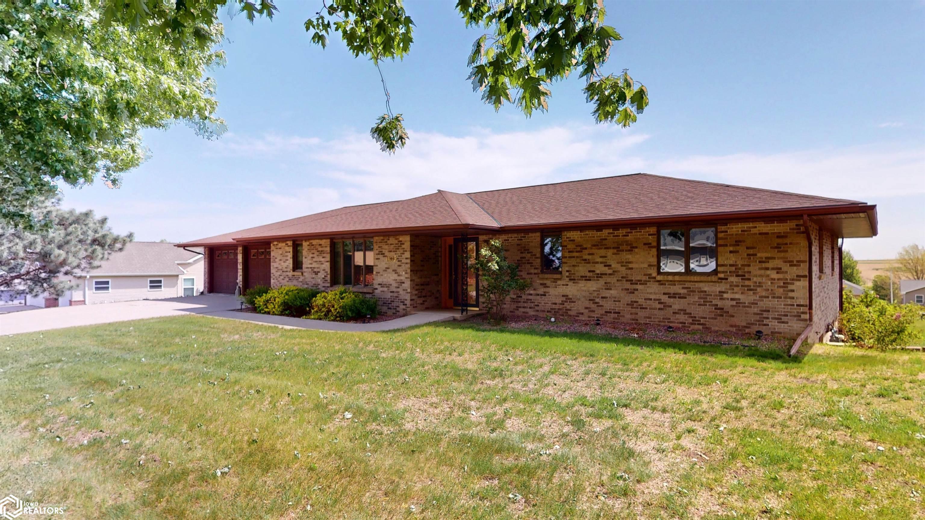 1109 Valley View Drive