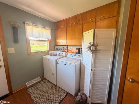 Tiny photo for 716 5th Avenue, Ackley, IA 50601 (MLS # 6337693)