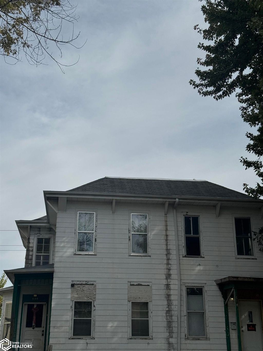 Photo of 518 S Central Avenue, Burlington, IA 52601 (MLS # 6333181)