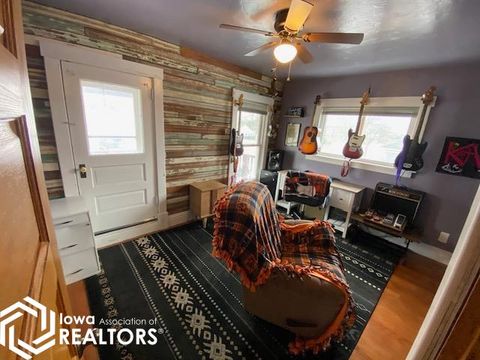 Tiny photo for 202 N Elm Street, New London, IA 52645 (MLS # 6335340)