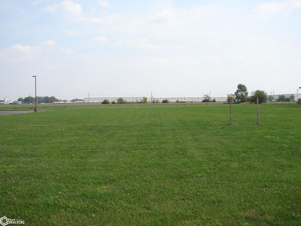 Photo of 0 Grand Ave., Mount Pleasant, IA 52641 (MLS # 6311646)
