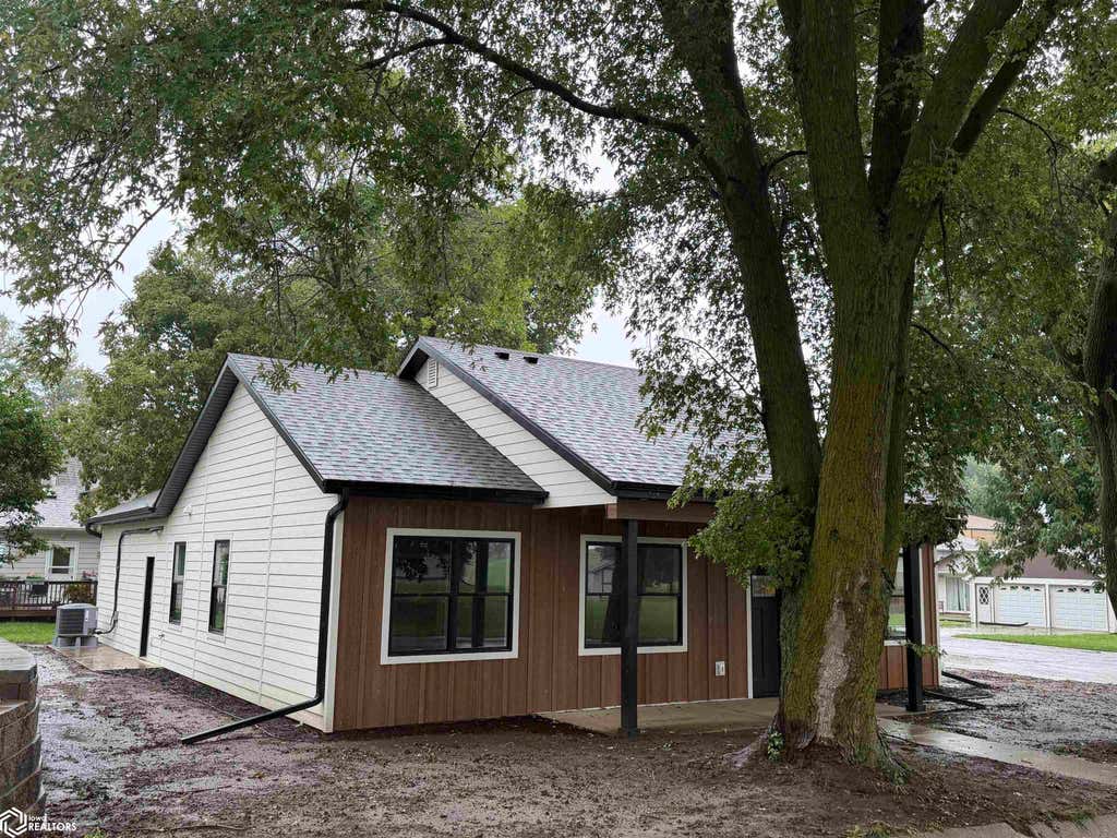 Photo of 412 Hickory Street, Schleswig, IA 51461 (MLS # 6341644)