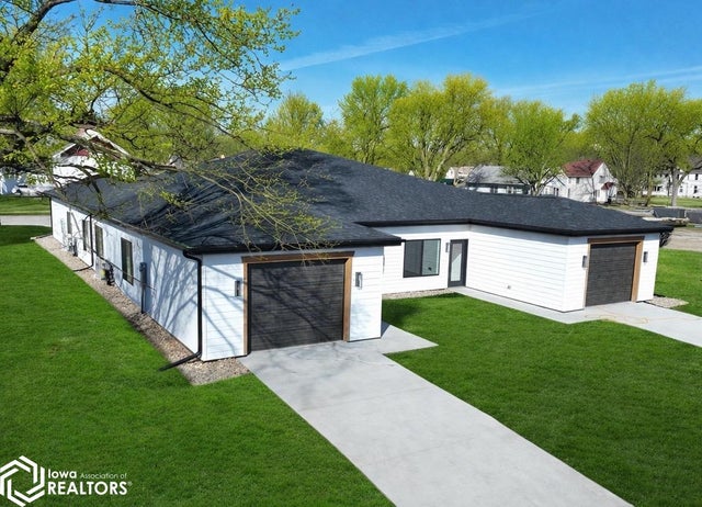 326 fox DR Drive