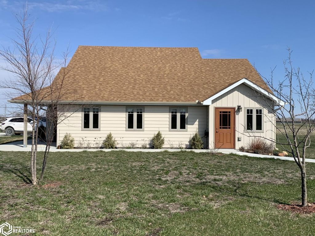 Photo of 1709 NW Church Street, Leon, IA 50144 (MLS # 6335568)