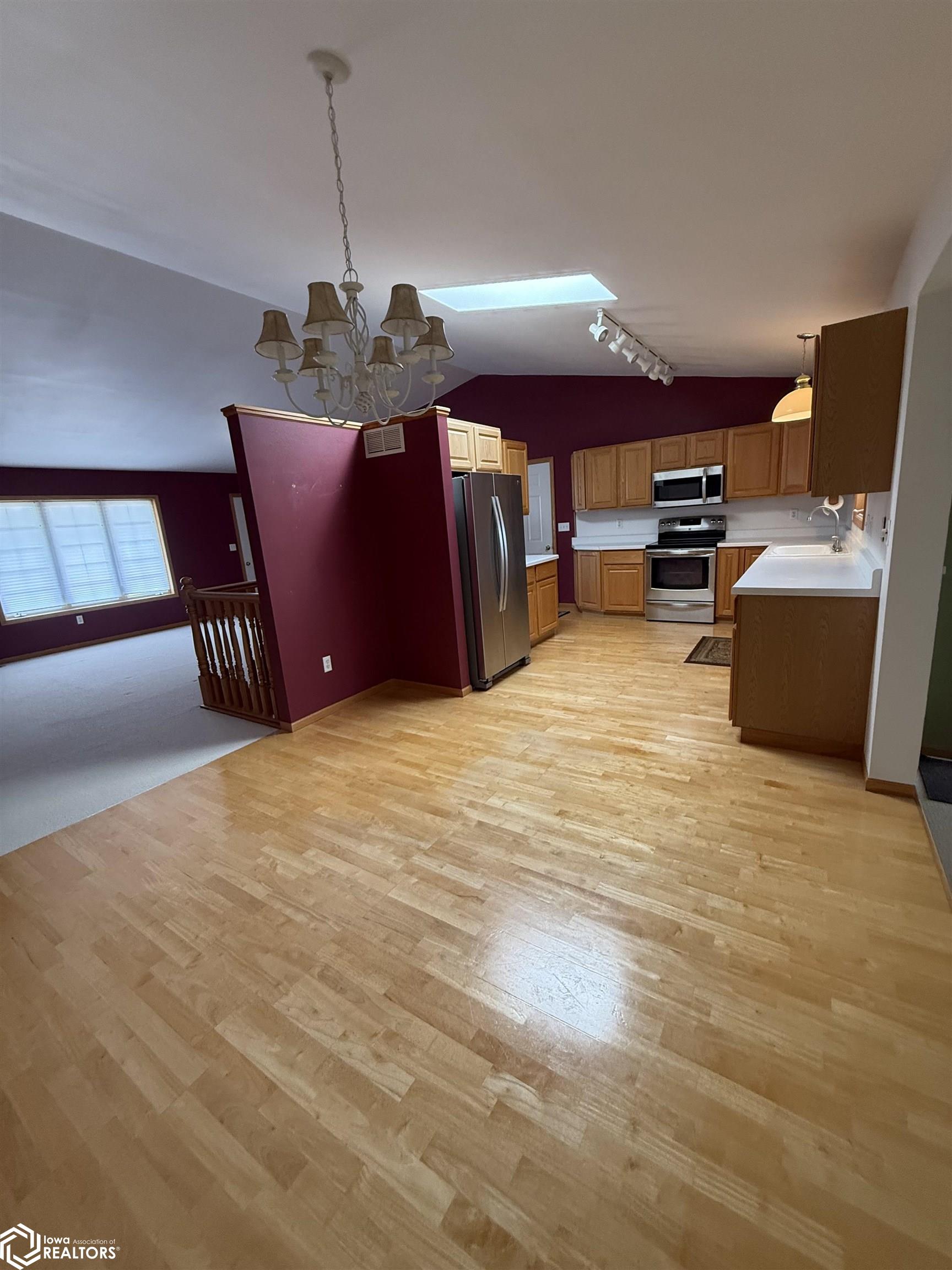 1807 Koestner Street