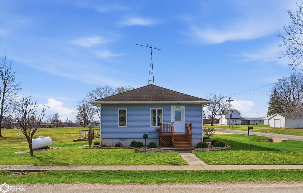 Photo of 502 E Oak Street, Salem, IA 52649 (MLS # 6336617)