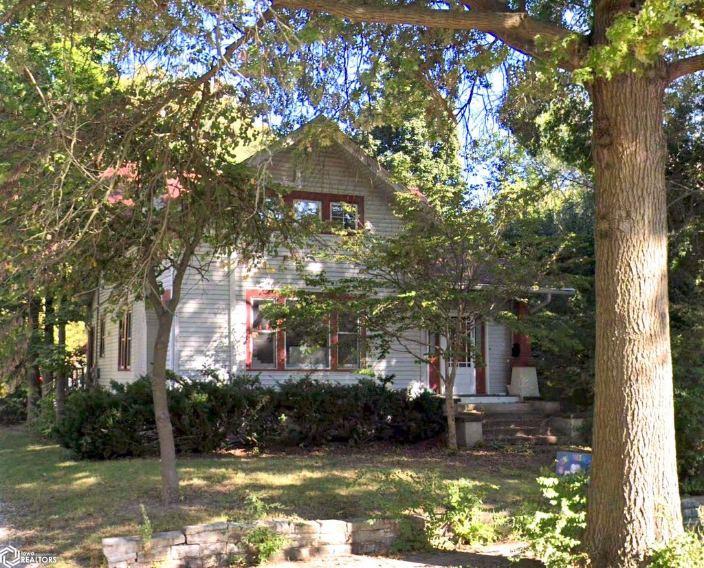 Photo of 603 N Court Street, Fairfield, IA 52556 (MLS # 6336259)