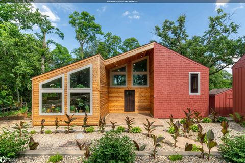 1813 Jenny Lane Eldora IA 50627