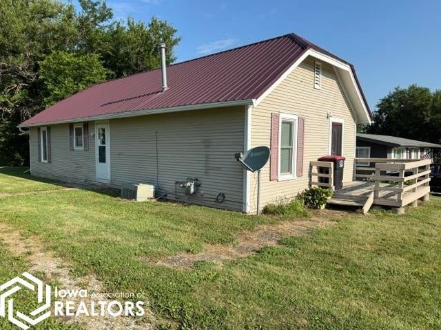 Photo of 705 S Harrison Place, Mount Pleasant, IA 52641 (MLS # 6340486)