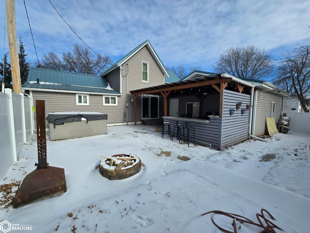 Photo of 1321 Prospect Street, Webster City, IA 50595 (MLS # 6335046)