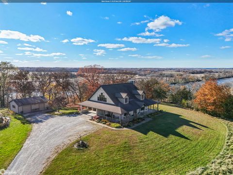 31672 245Th Street Bonaparte IA 52620