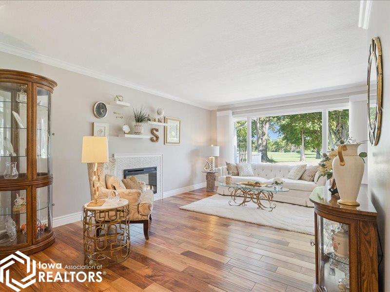 2706 Bittersweet Place