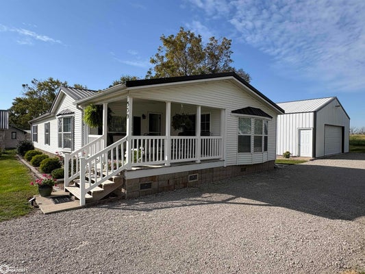 339 S PARK AVE, SEYMOUR, IA 52590 - Image 98e9b643d17d67c6c03342c4e7e79673/2162932046