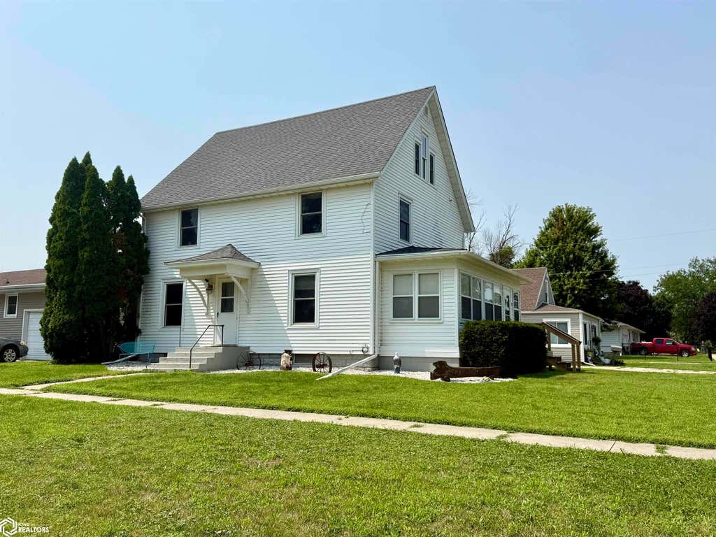Photo of 401 W Madison Street, Jefferson, IA 50129 (MLS # 6341518)