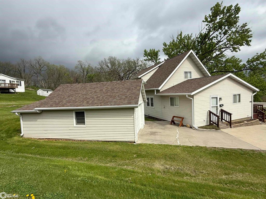 Photo of 400 16Th Street, Corning, IA 50841 (MLS # 6337568)