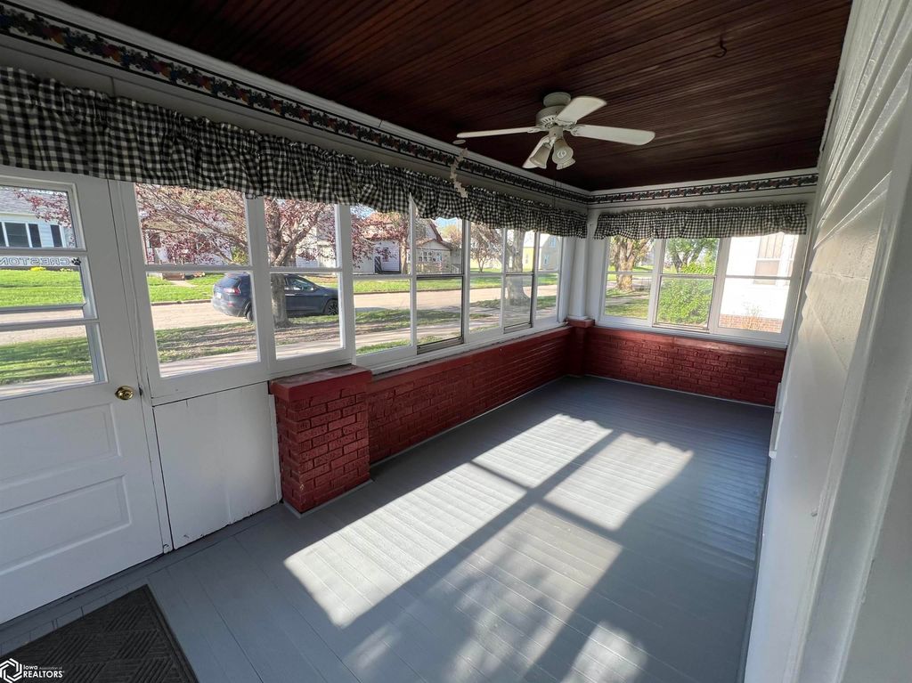 Photo of 605 W Mills Street, Creston, IA 50801 (MLS # 6337457)