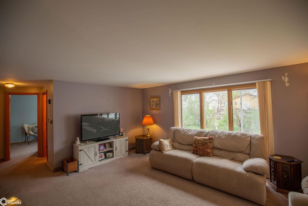 Photo of 120 S Woodworth Street, Algona, IA 50511 (MLS # 6337508)