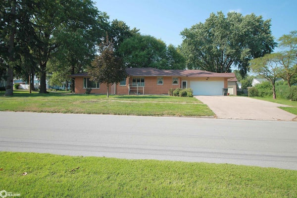 300 E STATE ST, CLARINDA, IA 51632 - Image a1852123bfaabcf0fc3a4f30980fd43f/607581807