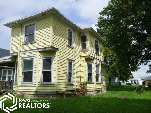 Photo of 430 E Wheeler Street, West Burlington, IA 52655 (MLS # 6341326)
