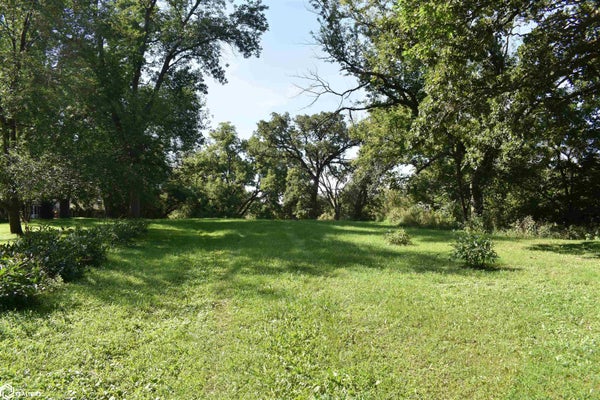 105 PIERCE ST, IOWA FALLS, IA 50126 - Image a34fef87fbe2205c01f19fc5ec0dae3c/2958383034