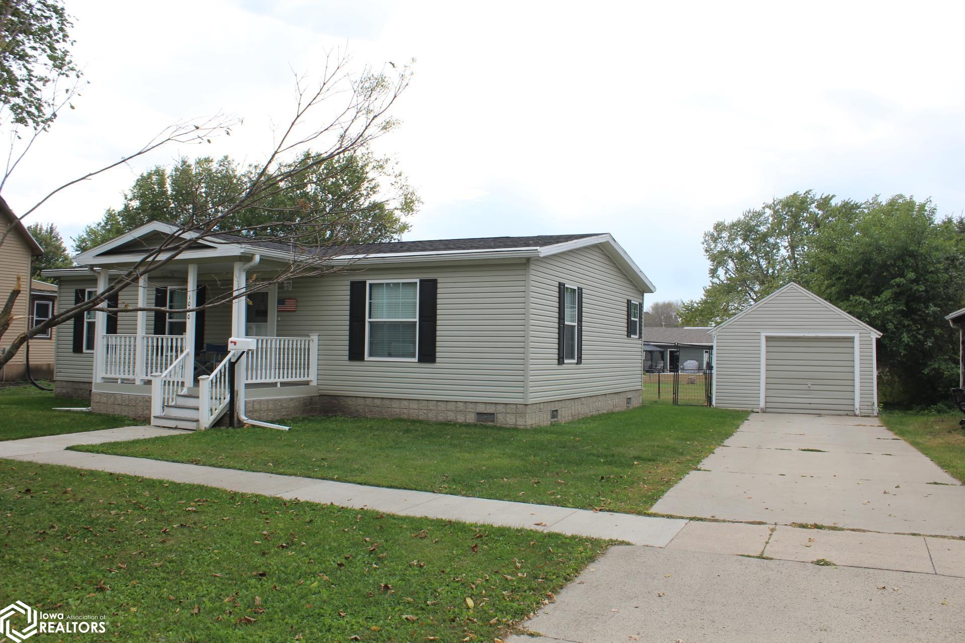 Photo 1 of 12 — 1050 Bush Avenue, Garner, IA 50438