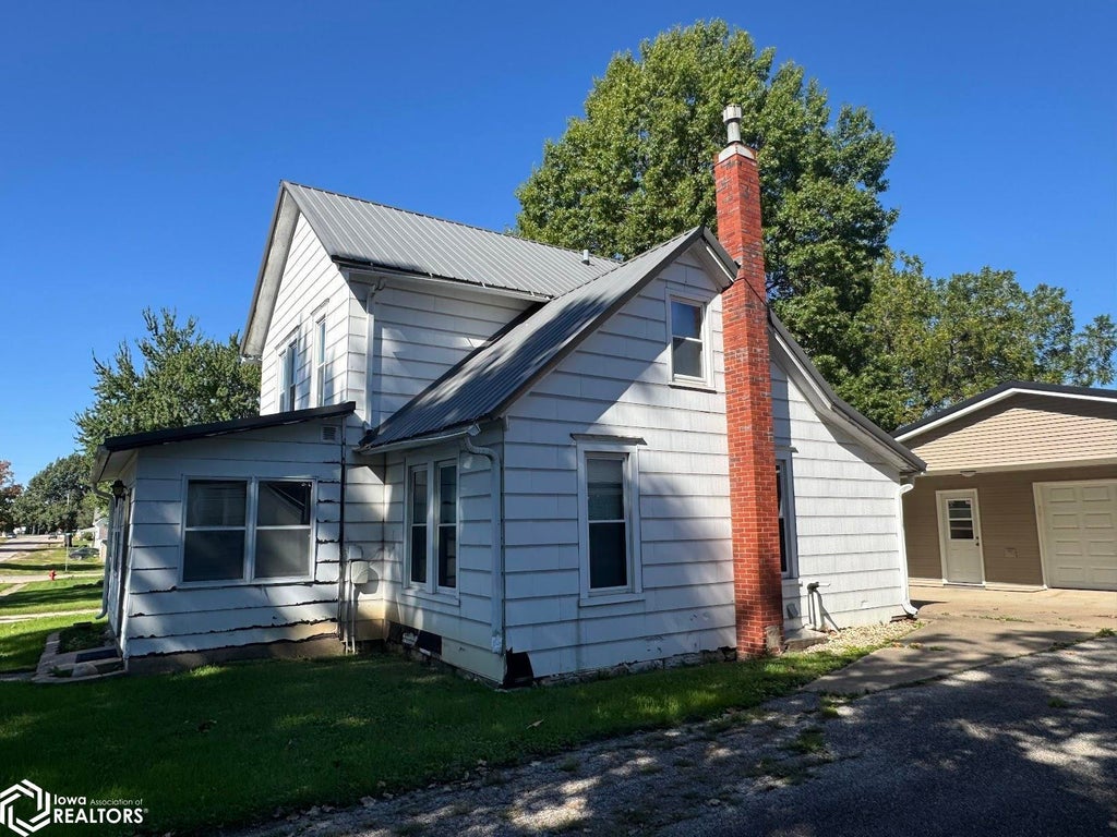 Photo of 811 North Street, Mediapolis, IA 52637 (MLS # 6343461)