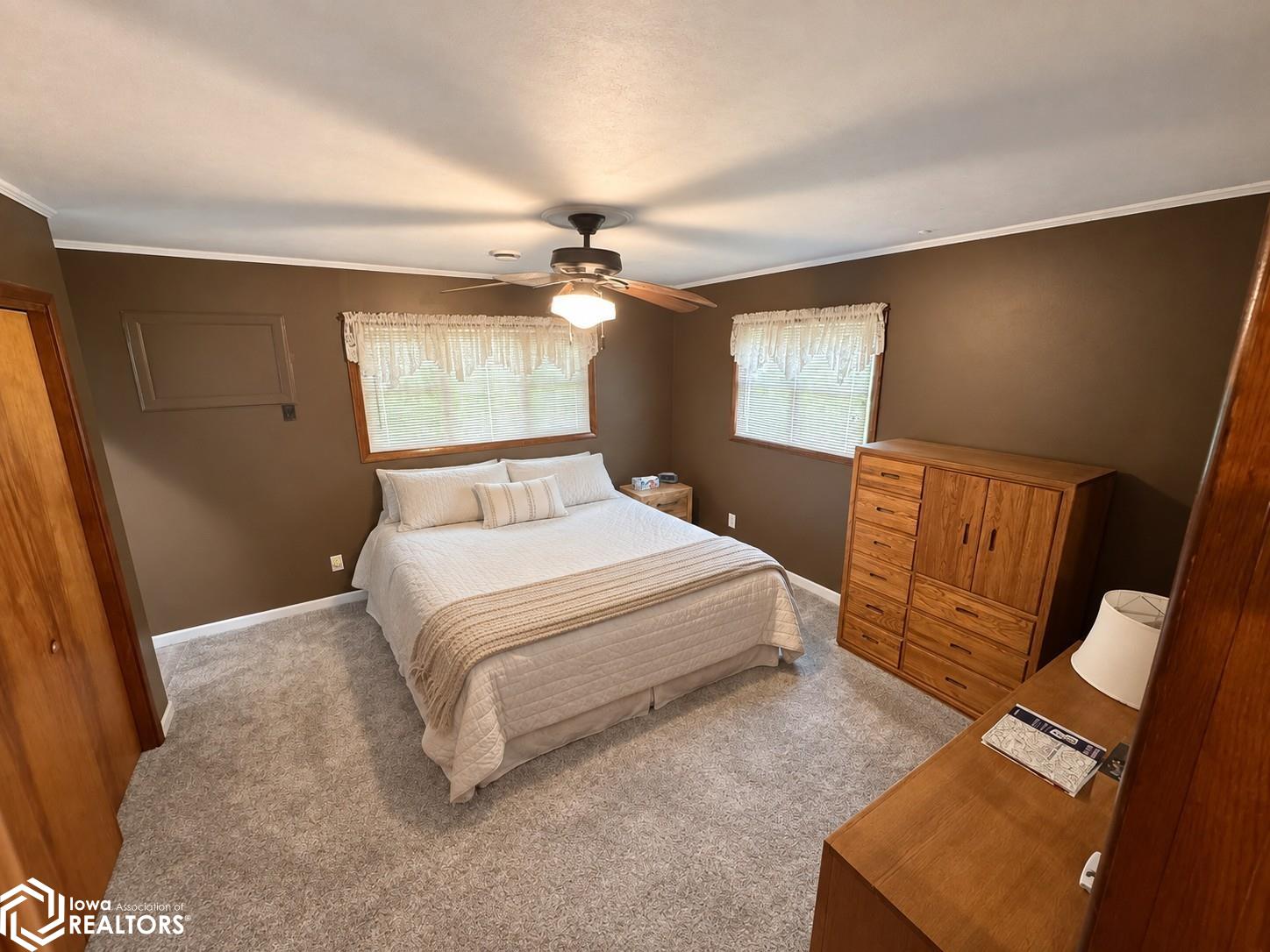 207 Hillcrest