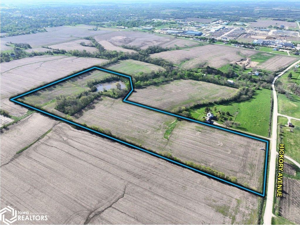 Photo of Hickory Avenue, Mount Pleasant, IA 52641 (MLS # 6337587)