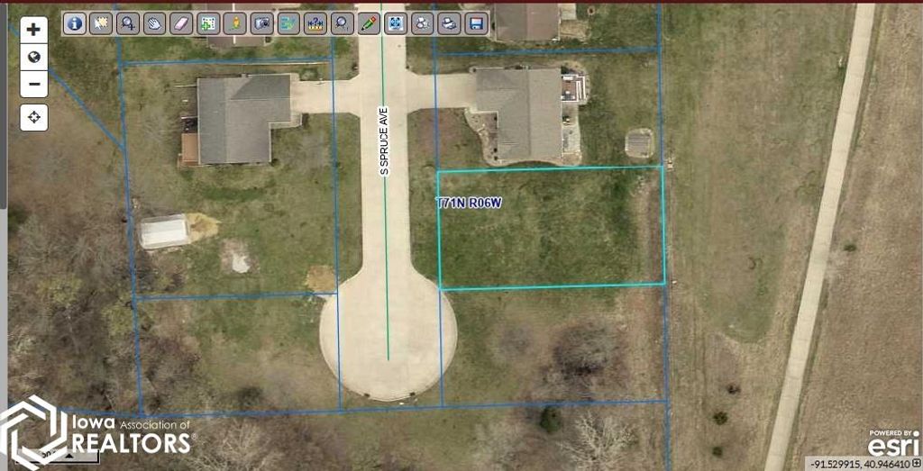 Photo of 1516 S SPRUCE Avenue, Mount Pleasant, IA 52641 (MLS # 6330263)