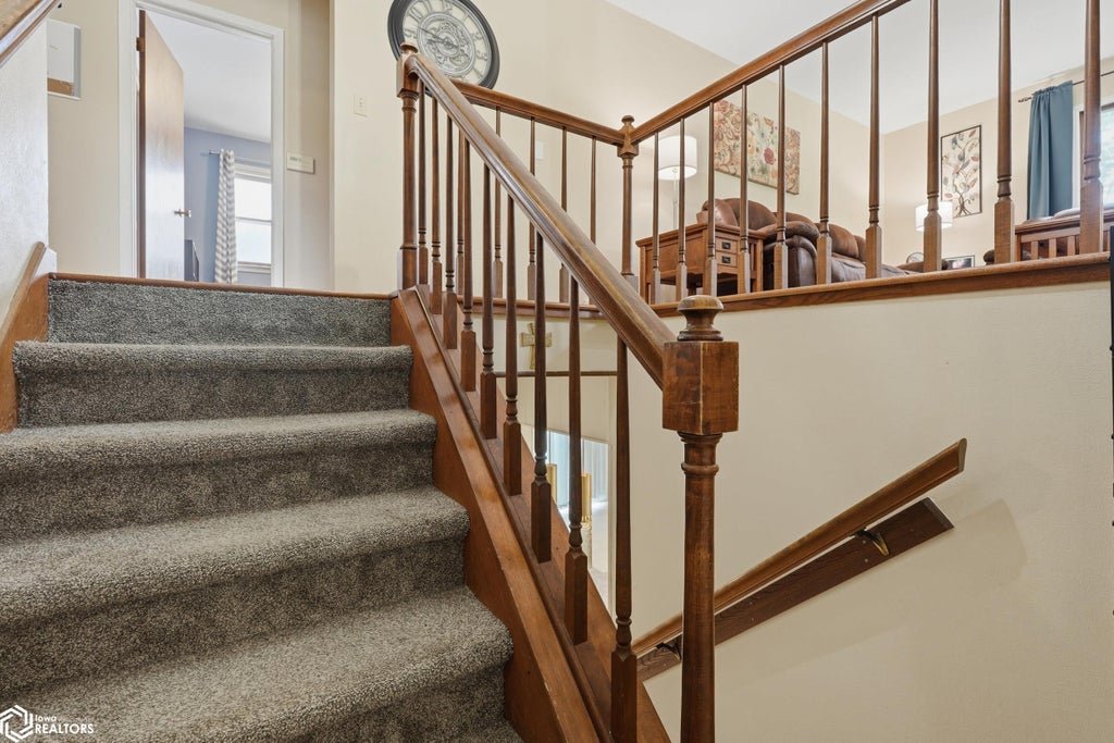 Photo of 604 S Adams Street, Mount Pleasant, IA 52641 (MLS # 6340459)