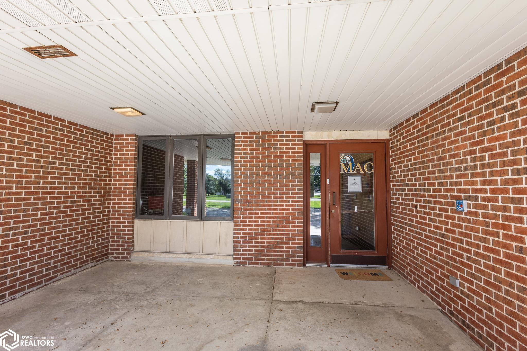 1020 Buddy Holly Place