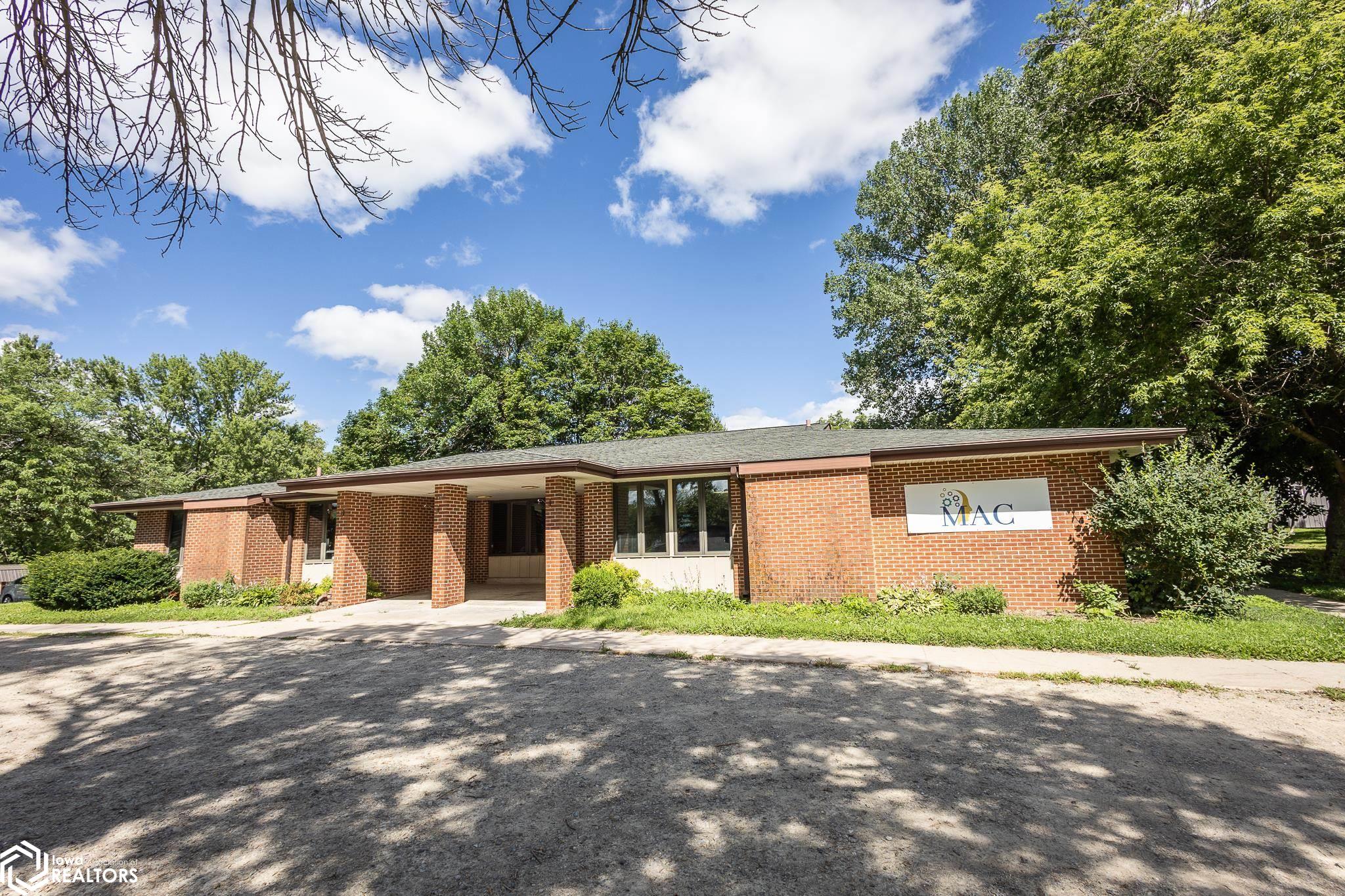 1020 Buddy Holly Place