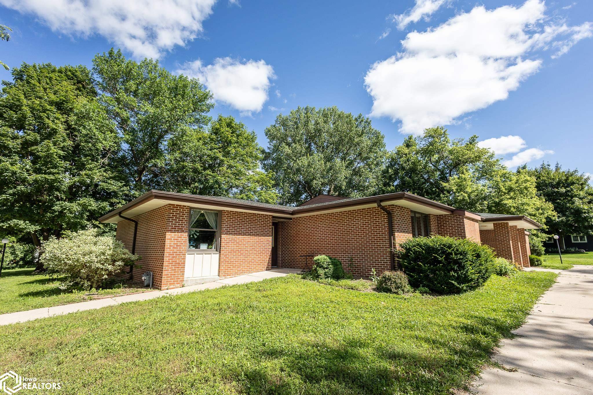 1020 Buddy Holly Place