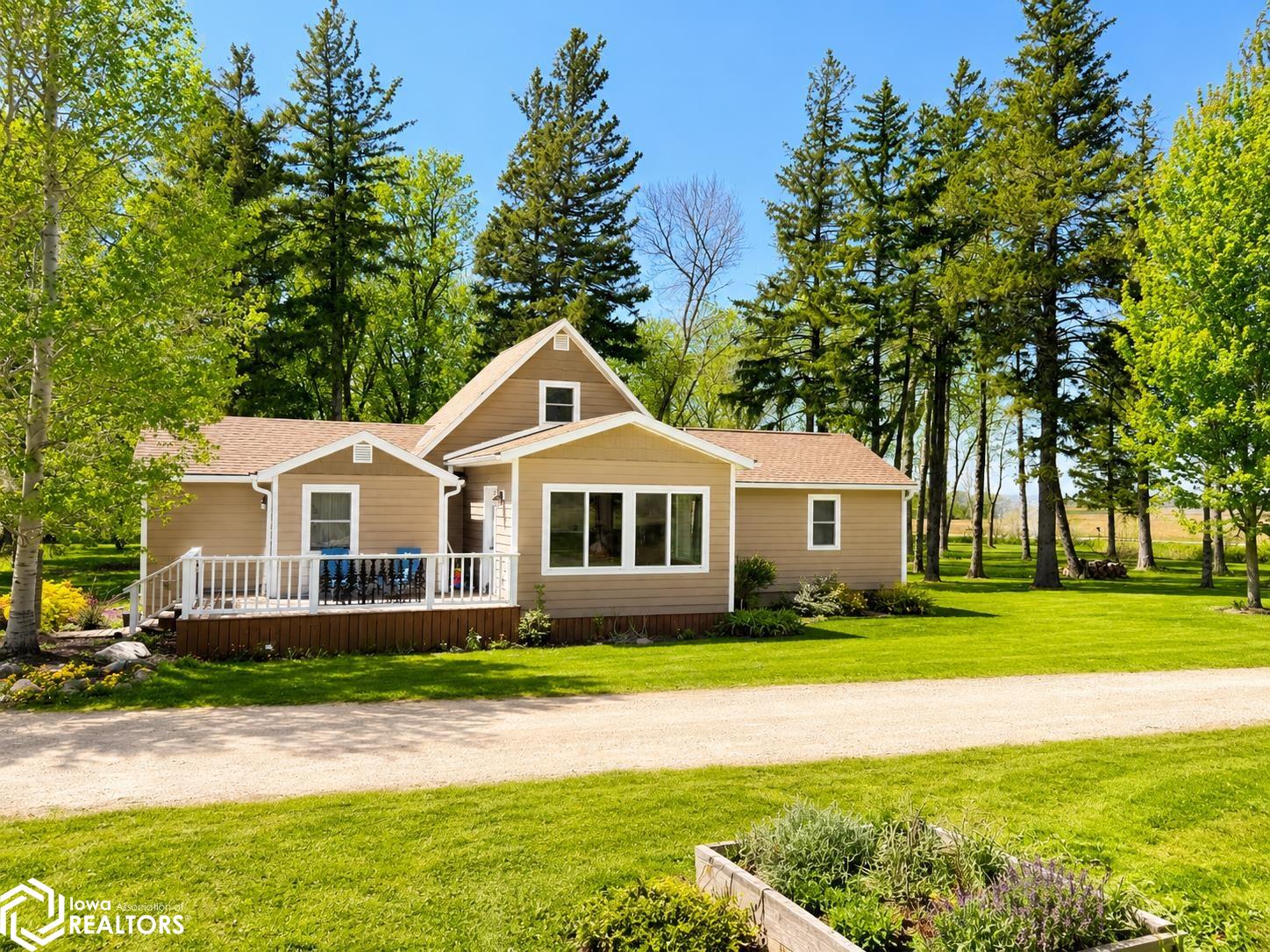 Photo 1 of 50 — 20319 490th St, Lake Mills, IA 50450
