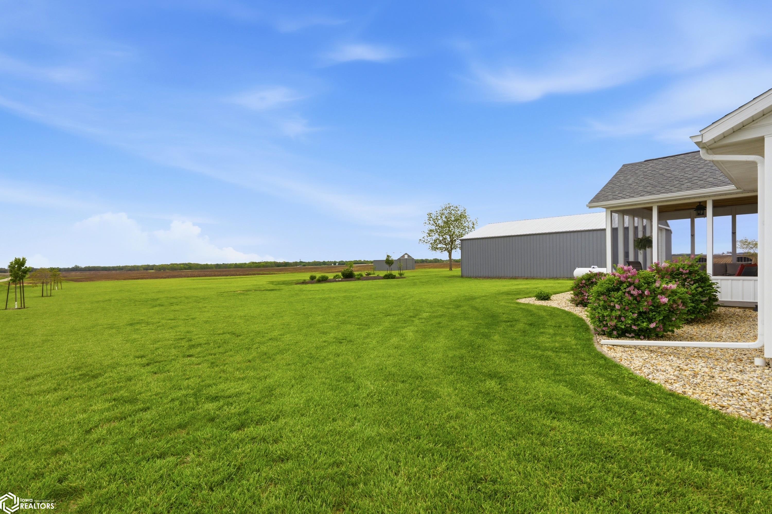 636 Township Road 1400E